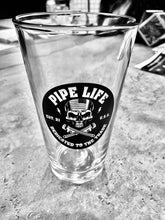 Load image into Gallery viewer, OG Skull / American Flag Pint Glass